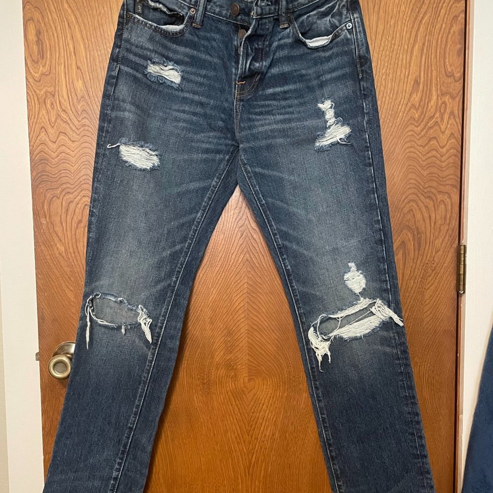 Mens 32/34 Abercrombie distressed jeans